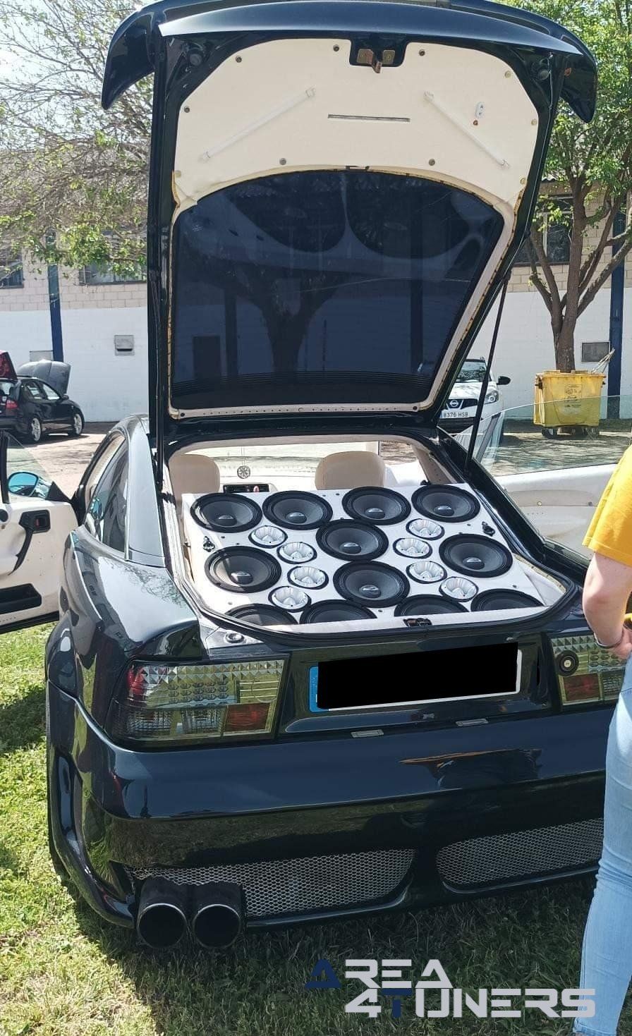 1a Concentración Tuning Don Benito
Imagen del reportaje revista Tuning Area4tuners.es, concentración de coches Tuning del año 2022 en Don Benito, Badajoz, España