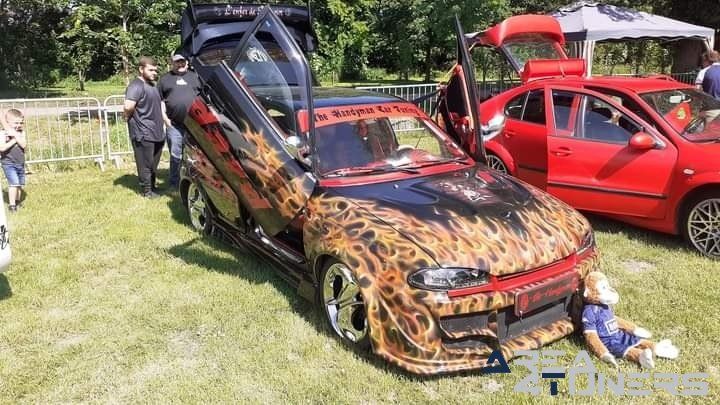 Harnes Tuning 19th
Imagen del reportaje de la revista Tuning Area4tuners.es, de la concentración de coches Tuning del año 2022 en Harnes Francia