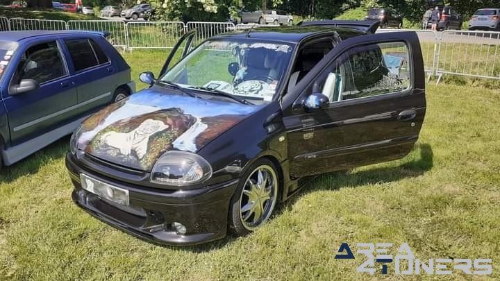 Harnes Tuning 19th
Imagen del reportaje de la revista Tuning Area4tuners.es, de la concentración de coches Tuning del año 2022 en Harnes Francia