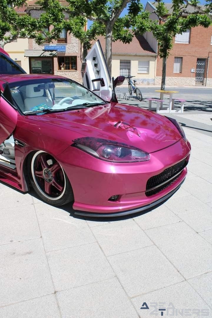 2a Concentración Quintanilla De Onésimo
Imagen del reportaje revista Tuning Area4tuners.es, concentración de coches Tuning del año 2022 en Quintanilla De Onésimo, Valladolid, España