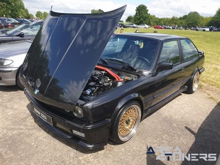 Bmw French Date
Imagen del reportaje de la revista Tuning Area4tuners.es, de la concentración de coches Tuning del año 2022 en Circuit Clastres Francia