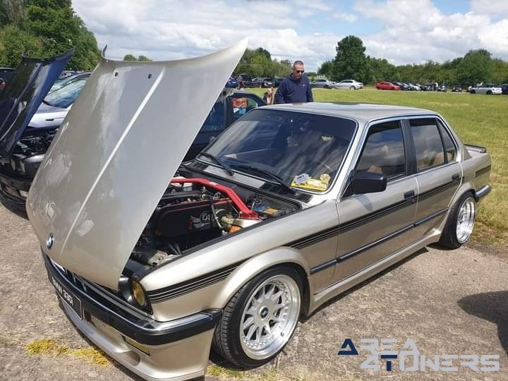 Bmw French Date
Imagen del reportaje de la revista Tuning Area4tuners.es, de la concentración de coches Tuning del año 2022 en Circuit Clastres Francia