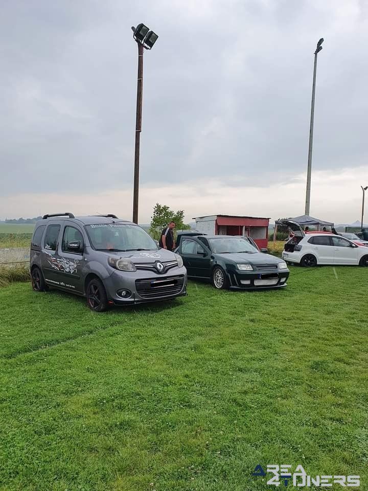 Gaz Man Tuning De Nuit
Imagen del reportaje de la revista Tuning Area4tuners.es, de la concentración de coches Tuning del año 2022 en Taintignies Bélgica