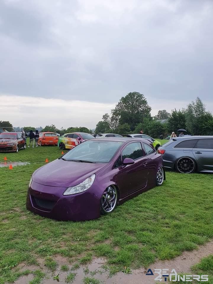 Gaz Man Tuning De Nuit
Imagen del reportaje de la revista Tuning Area4tuners.es, de la concentración de coches Tuning del año 2022 en Taintignies Bélgica