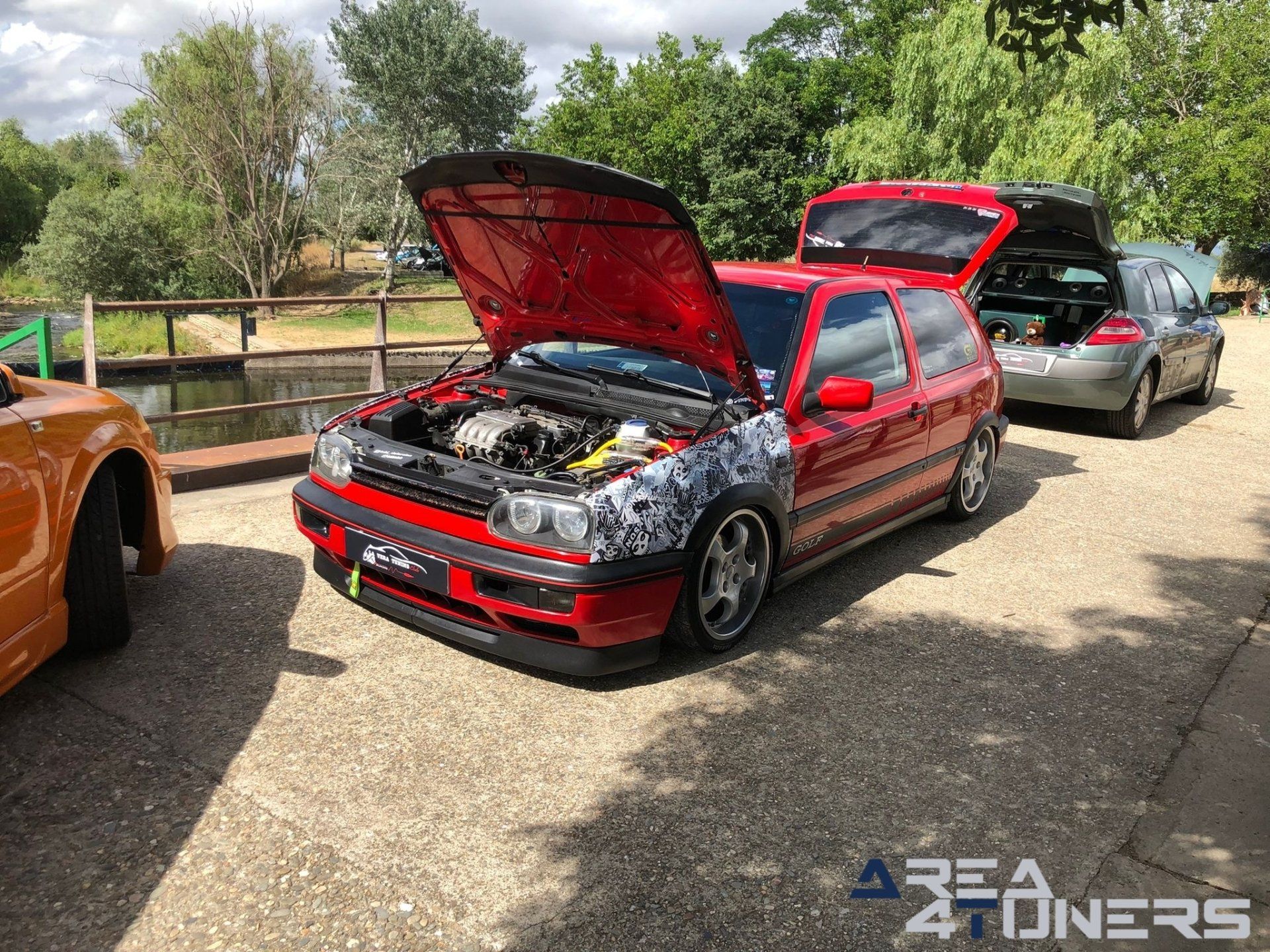 Expo Kdd La Granja
Imagen del reportaje revista Tuning Area4tuners.es, concentración de coches Tuning del año 2022 en La Granja, Cáceres, España