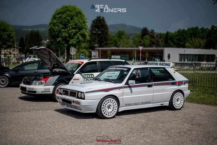 See 2022 Miscke
Imagen del reportaje de la revista Tuning Area4tuners.es, de la concentración de coches Tuning del año 2022 en Mischkeweg, Alemania