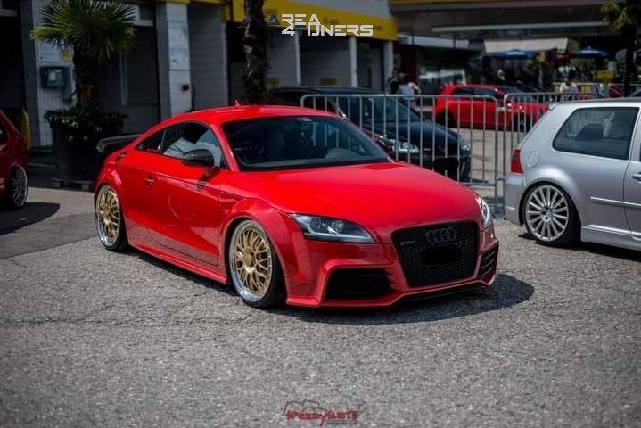 See 2022 Miscke
Imagen del reportaje de la revista Tuning Area4tuners.es, de la concentración de coches Tuning del año 2022 en Mischkeweg, Alemania