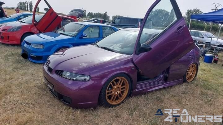 Villoria Motor Show
Imagen del reportaje revista Tuning Area4tuners.es, concentración de coches Tuning del año 2022 en Villoria, Salamanca, España