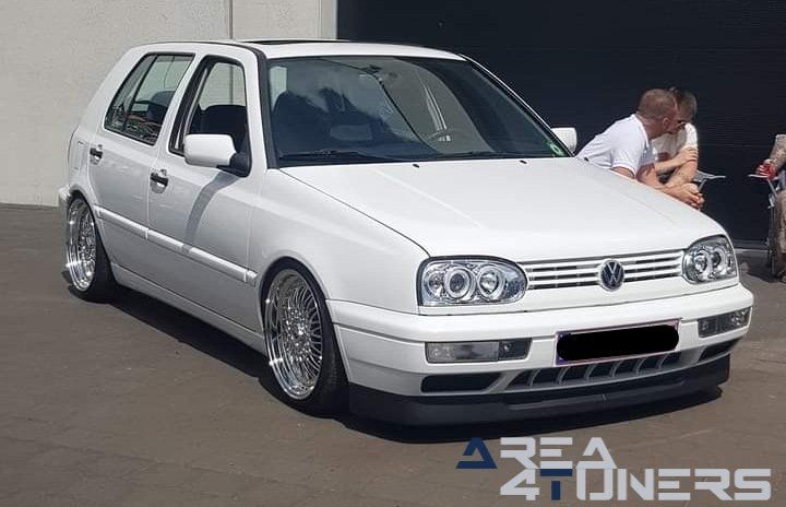 Overtaken Summer Edition 2022
Imagen del reportaje de la revista Tuning Area4tuners.es, de la concentración de coches Tuning del año 2022 en Kalken Bélgica