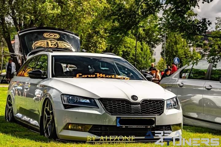 Ulricehamn Car Show
Imagen del reportaje de la revista Tuning Area4tuners.es, de la concentración de coches Tuning del año 2022 en Ulricehamn Suecia