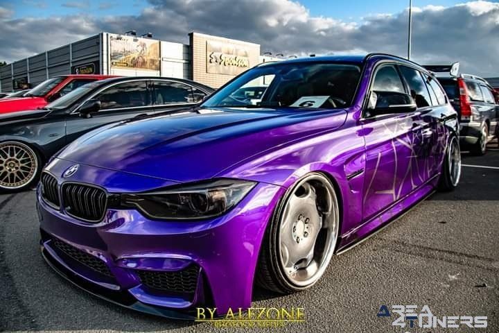 Jsr nº 4 Träff
Imagen del reportaje de la revista Tuning Area4tuners.es, de la concentración de coches Tuning del año 2022 en Jönkoping, Suecia