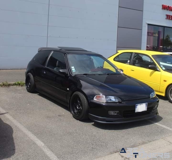 Rasso Auto Asiat nº 18
Imagen del reportaje de la revista Tuning Area4tuners.es, de la concentración de coches Tuning del año 2022 en Cosne Cours Sur Loire, Francia