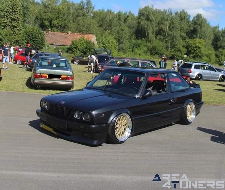 PDMSCLLS Event 5.1
Imagen del reportaje de la revista Tuning Area4tuners.es, de la concentración de coches Tuning del año 2022 en Cuesmes, Bélgica