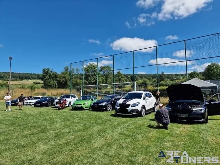 Autoshow nº 7 Friends Evolution
Imagen del reportaje de la revista Tuning Area4tuners.es, de la concentración de coches Tuning del año 2022 en Torngny, Bélgica