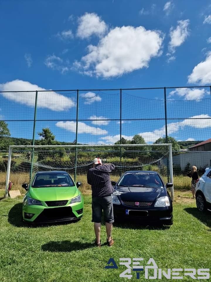 Autoshow nº 7 Friends Evolution
Imagen del reportaje de la revista Tuning Area4tuners.es, de la concentración de coches Tuning del año 2022 en Torngny, Bélgica