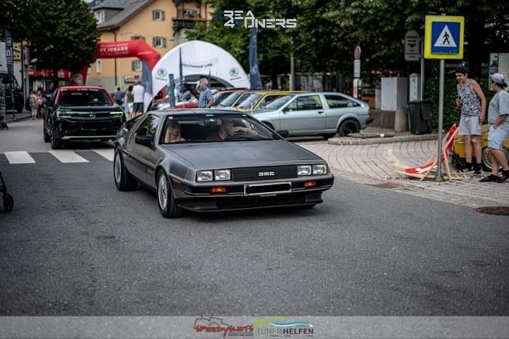 Cult Parade St. Johann
Imagen del reportaje de la revista Tuning Area4tuners.es, de la concentración de coches Tuning del año 2022 en St Johann, Austria