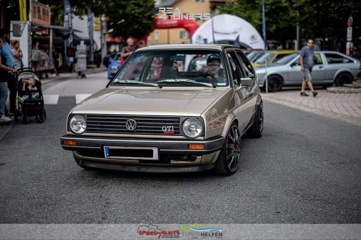 Cult Parade St. Johann
Imagen del reportaje de la revista Tuning Area4tuners.es, de la concentración de coches Tuning del año 2022 en St Johann, Austria