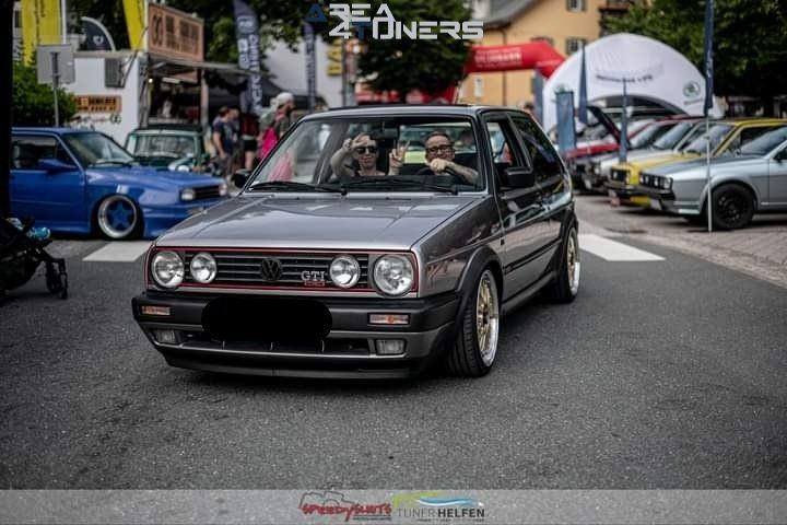 Cult Parade St. Johann
Imagen del reportaje de la revista Tuning Area4tuners.es, de la concentración de coches Tuning del año 2022 en St Johann, Austria