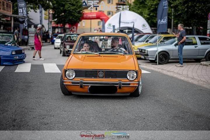 Cult Parade St. Johann
Imagen del reportaje de la revista Tuning Area4tuners.es, de la concentración de coches Tuning del año 2022 en St Johann, Austria