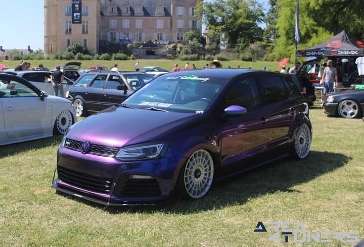 VWSE 2022
Imagen del reportaje de la revista Tuning Area4tuners.es, de la concentración de coches Tuning del año 2022 en Chateau De Blet, Francia