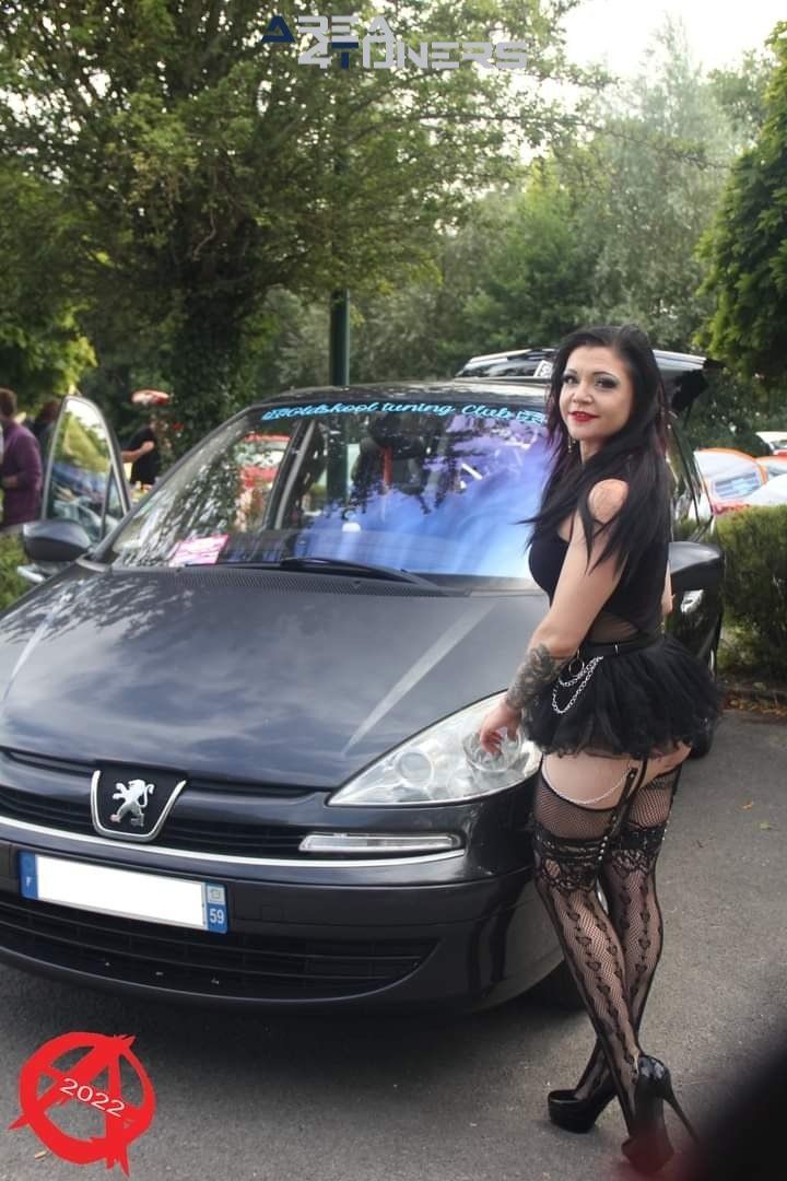 9eme Meeting Anarchy Team
Imagen del reportaje de la revista Tuning Area4tuners.es, de la concentración de coches Tuning del año 2022 en Isbergues, Francia