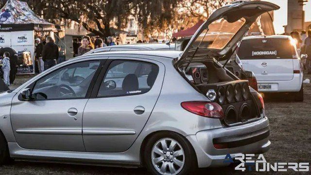 Reportaje de Aniversario Los Cachorros Reportaje de la revista de coches Tuning Area4tuners sobre la concentración Aniversario Los Cachorros, realizada en el año 2017 en Tortuguitas Buenos Aires Argentina