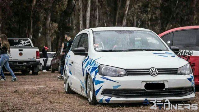 Reportaje de 8º Encuentro Pacharús Power Team Reportaje de la revista de coches Tuning Area4tuners sobre la concentración 8º Encuentro Pacharús Power Team, realizada en el año 2017 en Ezainza Buenos Aires Argentina