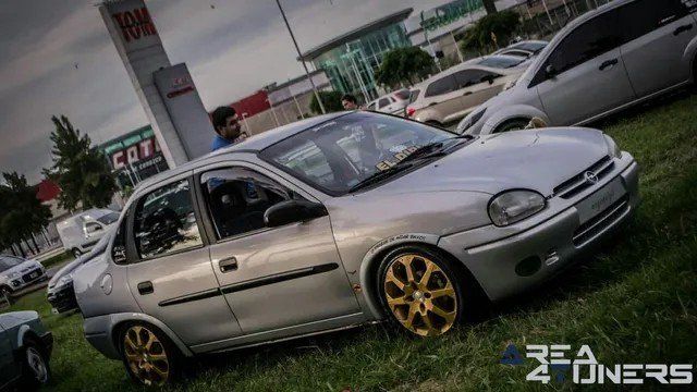 Reportaje de Humildes Ante Todo Reportaje de la revista de coches Tuning Area4tuners sobre la concentración Humildes Ante Todo, realizada en el año 2017 en Tortuguitas Buenos Aires Argentina