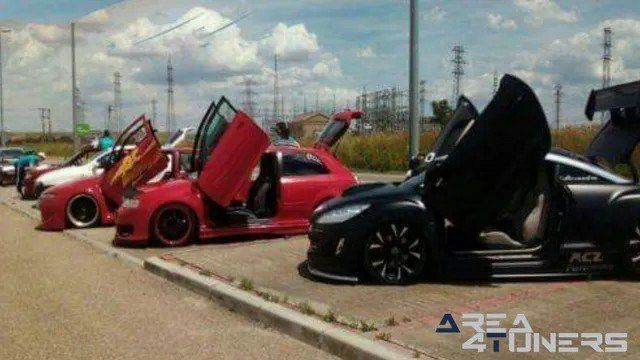 Reportaje de Kdd Tuning Racing Villa De Medina Reportaje de la revista de coches Tuning Area4tuners sobre la concentración Kdd Tuning Racing Villa De Medina, realizada en el año 2016 en Villa De Medina Valladolid España