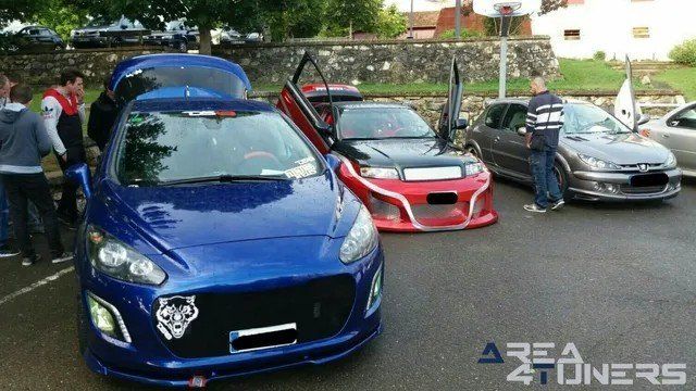 Reportaje de S Custom Family Week Reportaje de la revista de coches Tuning Area4tuners sobre la concentración realizada en el año 2017 en Poyanne Francia