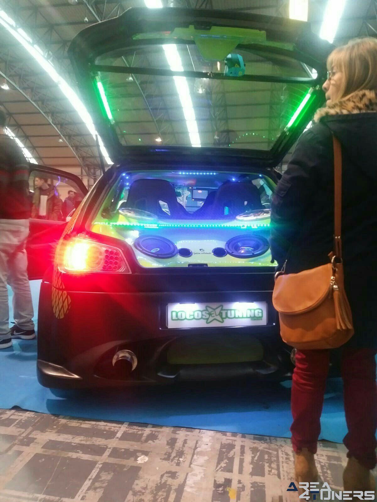 13er Galiexpo Motor Show
Imagen del reportaje revista Tuning Area4tuners.es, concentración de coches Tuning del año 2019 en Vigo, Pontevedra, España