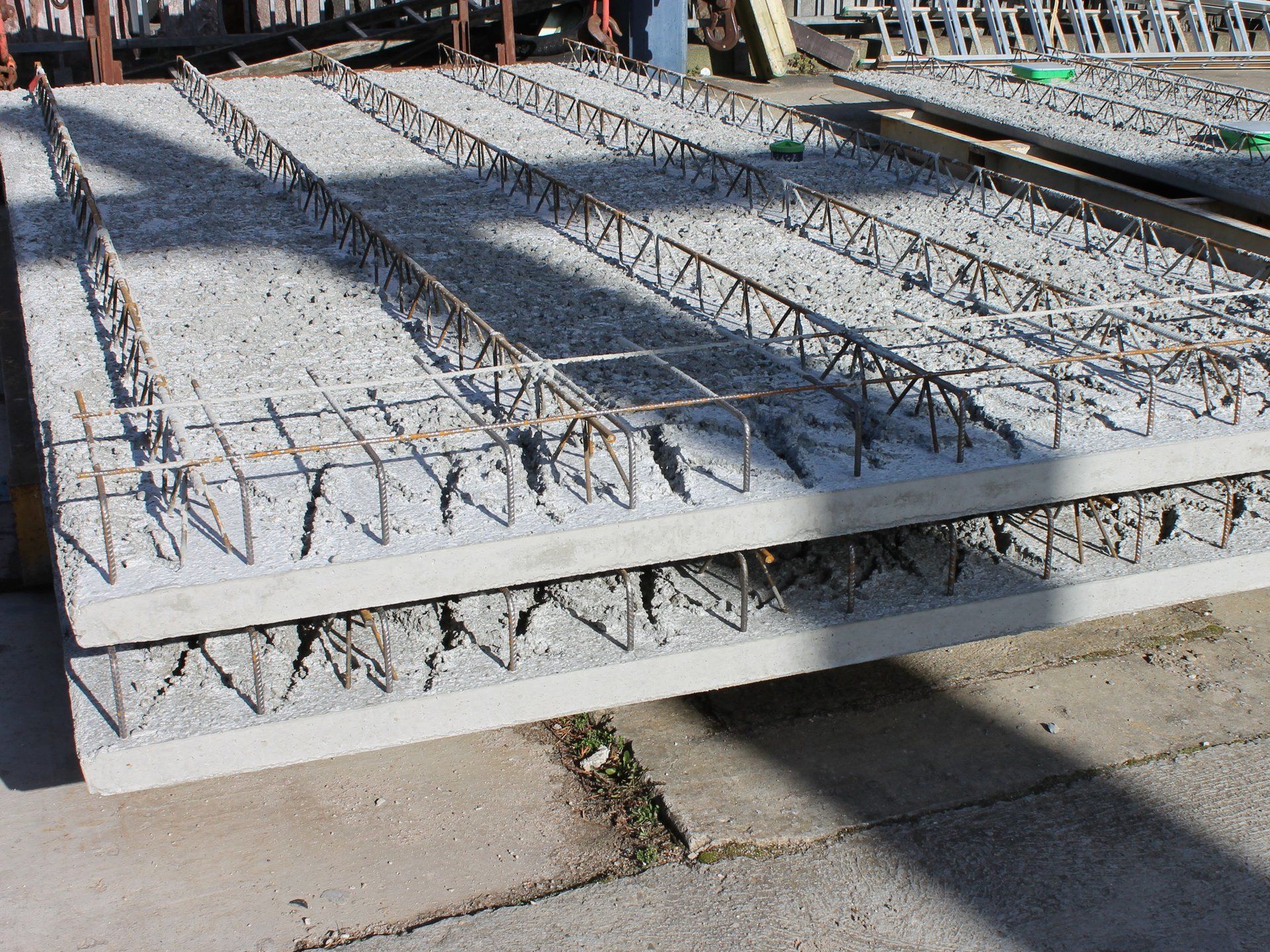 Eigenes Betonteilewerk