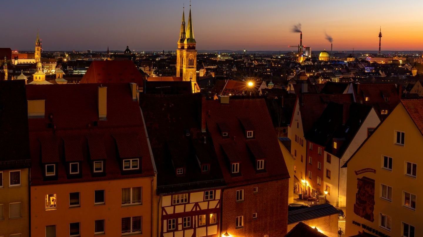 Fotokurs Blaue Stunde an der Fotoschule Blende-16 in Nürnberg: Fotokurse und Fotoworkshops mit Alexander Mrosek.