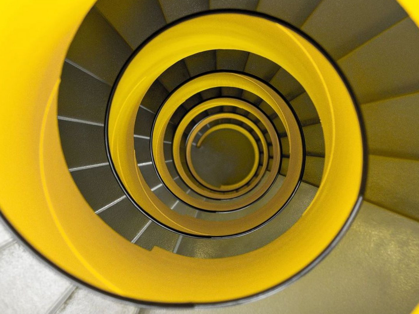 Fotokurs Architekturfotografie an der Fotoschule Blende-16 - Fotokurse Nürnberg. Fotokurs Architekturfotografie bei Fotoschule Blende-16 in Nürnberg: Fotokurse und Fotoworkshops.