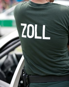 Zoll Anforderungen Bewerbung beim Zoll, Zoll Ausbildung, Einstellungstest Zoll, Auswahlverfahren Zöllner, Finanzdirektion, Eignungstest, Auswahltest, Gruppendiskussion, Rollenspiel, Vortrag, Auswahlgespräch, Diktat, Zöllner werden, Studium Zoll, Zoll AC