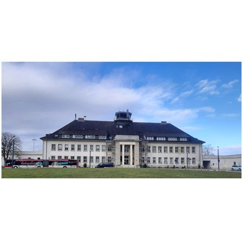 Weiterleitung zum Flughafen BWE