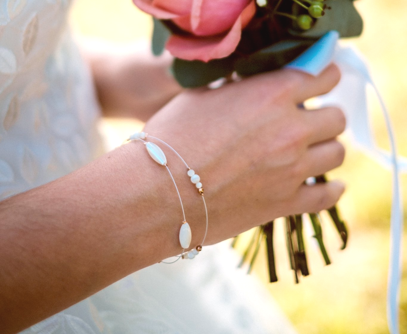 Pearl silver Schmuckdraht Perlmutt Stifte und Perlen Rosé vergoldete Perlen Rosé vergoldeter Karabinerverschluss Standardlänge ca. 19 cm