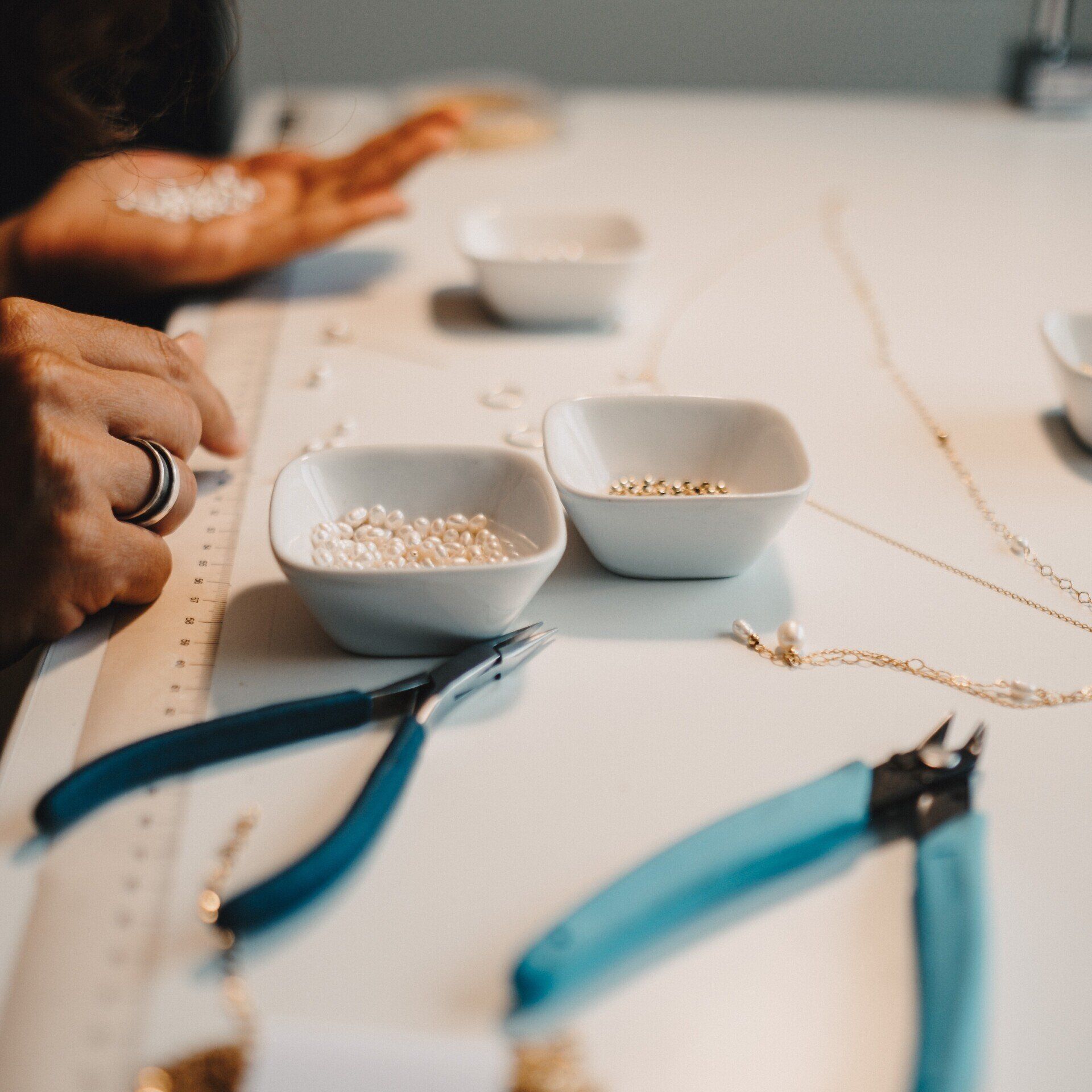 Maßfertigung & Spezialanfertigung Maßfertigung & Spezialanfertigung