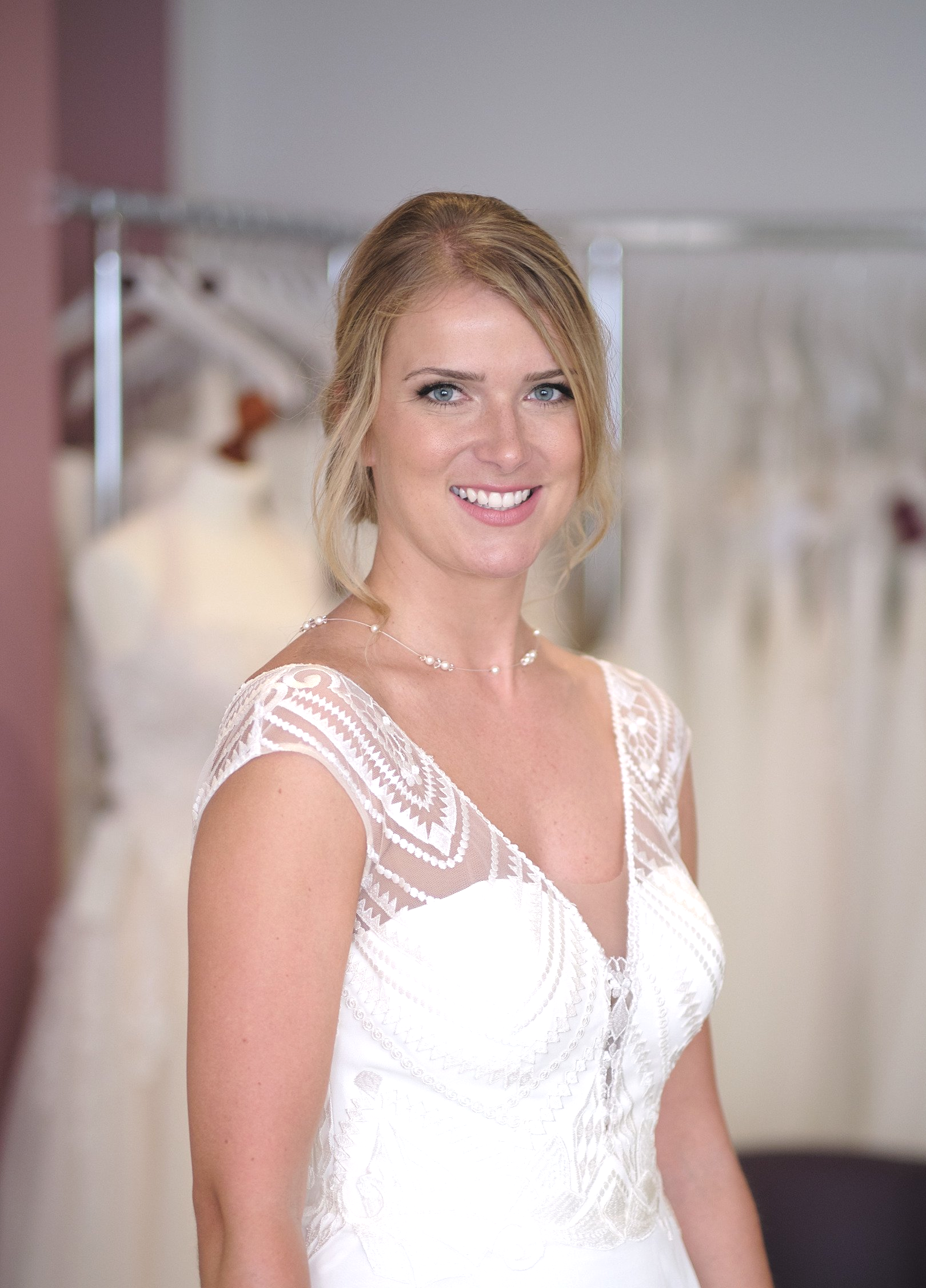 Pearl silver Schmuckdraht Creamrose crystal Swarovski Pearls Silk Swarovski Beads Ohne Verschluss - wird über Kopf angezogen Vorderansicht Standardlänge ca. 68 cm