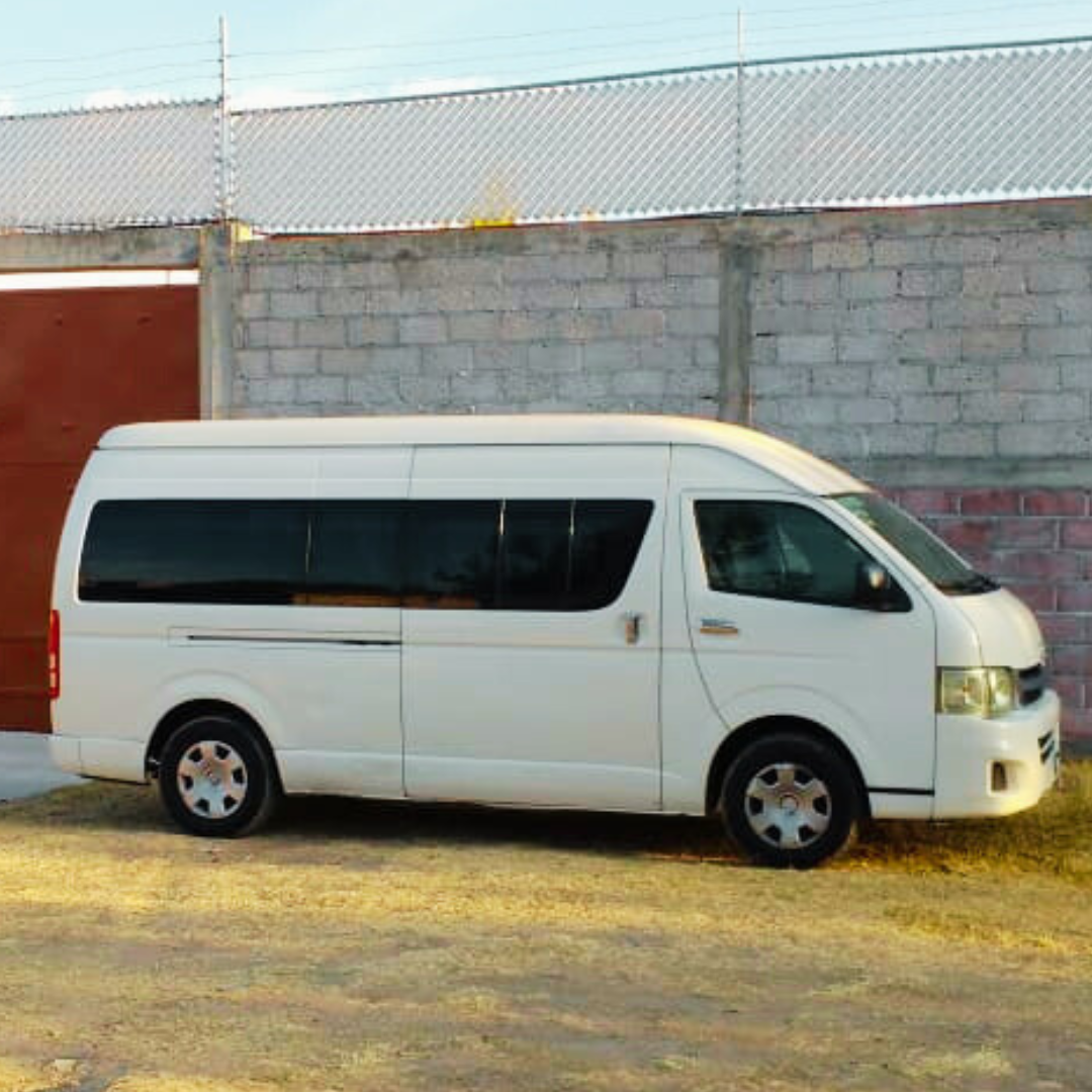Renta de camionetas con chofer para 14 personas, renta de camionetas para balnearios, grutas de tolantongo, acapulco, renta de camionetas para acapulco, renta de camionetas con chofer para eventos, renta de camionetas con chofer en cdmx, renta de minivans para 10 personas, renta de camionetas para 20 personas, renta de camionetas para viajes con chofer, renta de minivans con driver, driver con minivan, minivan con chofer para 10 personas, minivan con chofer  para 6 personas