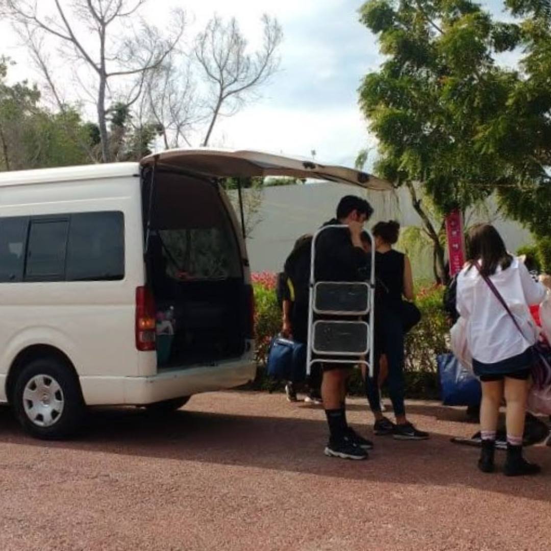 Renta de camionetas con chofer para 14 personas, renta de camionetas para balnearios, grutas de tolantongo, acapulco, renta de camionetas para acapulco, renta de camionetas con chofer para eventos, renta de camionetas con chofer en cdmx, renta de minivans para 10 personas, renta de camionetas para 20 personas, renta de camionetas para viajes con chofer, renta de minivans con driver, driver con minivan, minivan con chofer para 10 personas, minivan con chofer para 6 personas