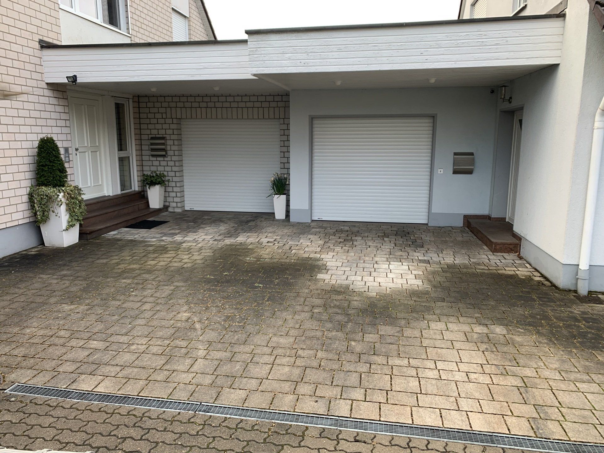 Pflasterreinigung Nürnberg Einfahrt