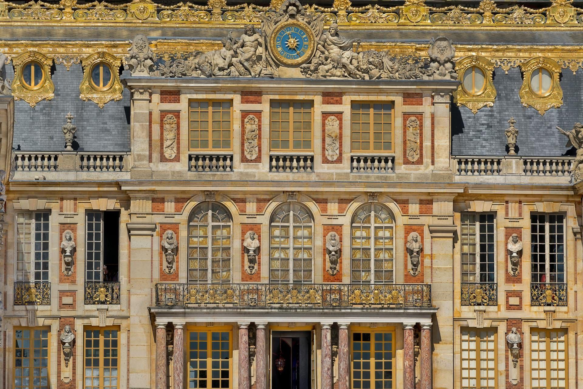 Day trip to castles near Paris with a private driver, Versailles Palace