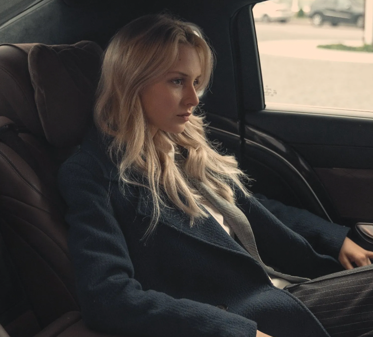 Private chauffeur service by the hour in Paris