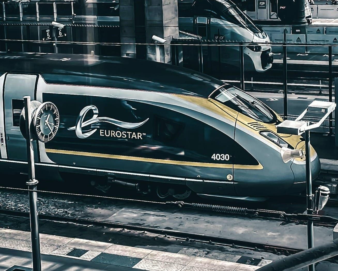 Eurostar train at Gare du Nord in Paris for a private chauffeur day trip from London