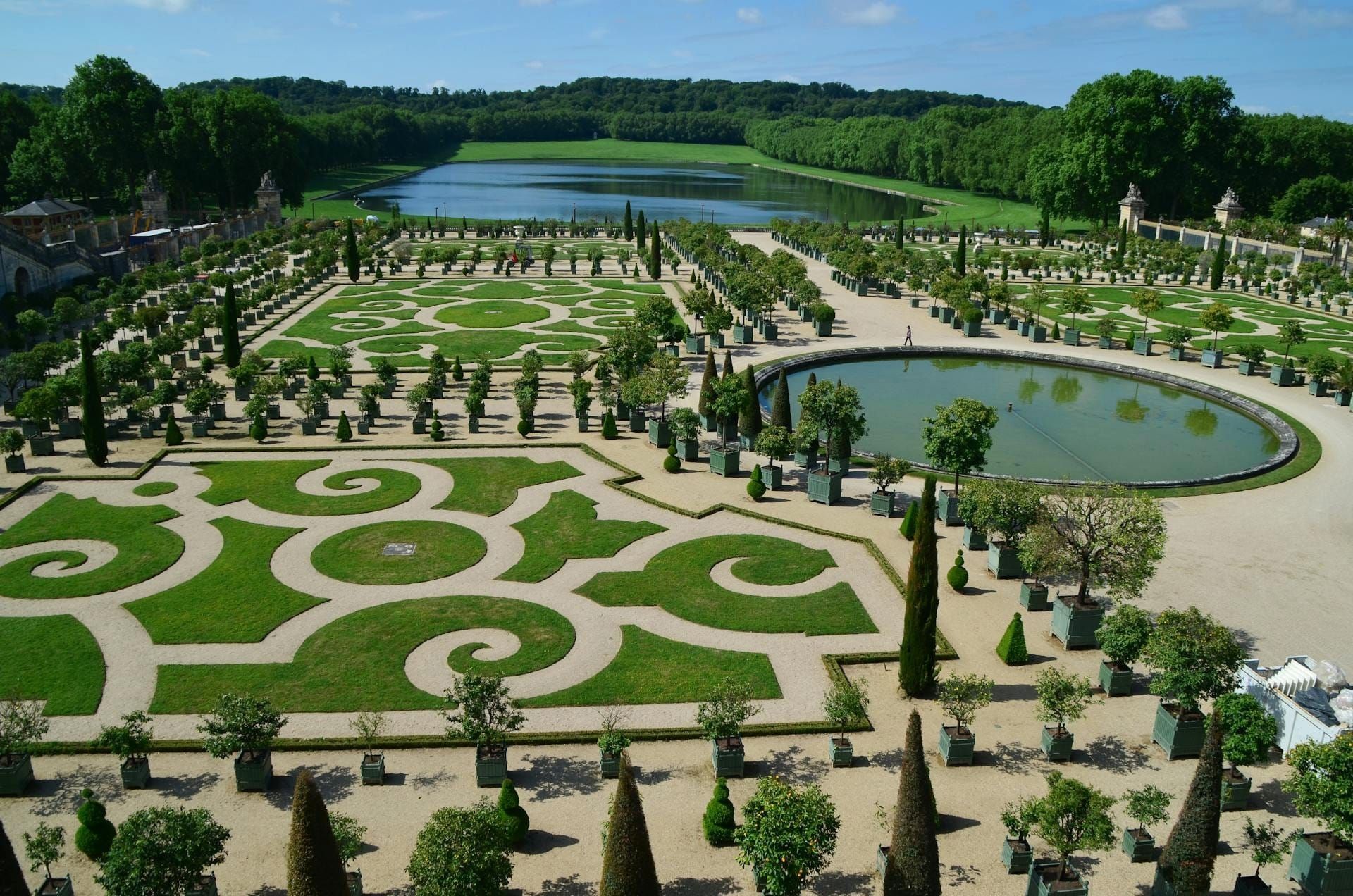 Private driver day trip from Paris to the Palace of Versailles