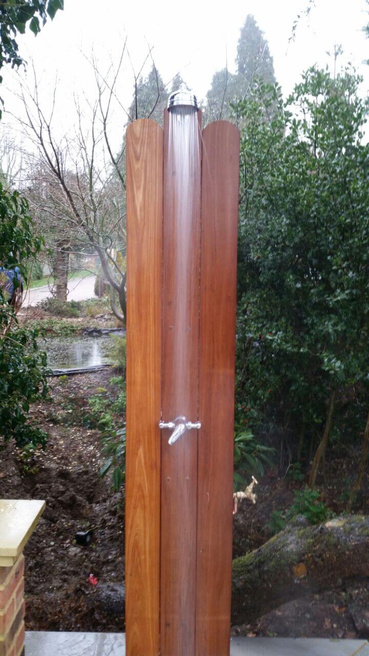 bathroom installers, kitchen fitters designers, builders, building companies, electricians, Plumbers, decorating, plastering, roofing, carpentry, roofers, brickwork walls, Caterham, Warlingham, Croydon, Kenley, Purley, kenley, London, south London, south east London, surrey, sussex, kent,