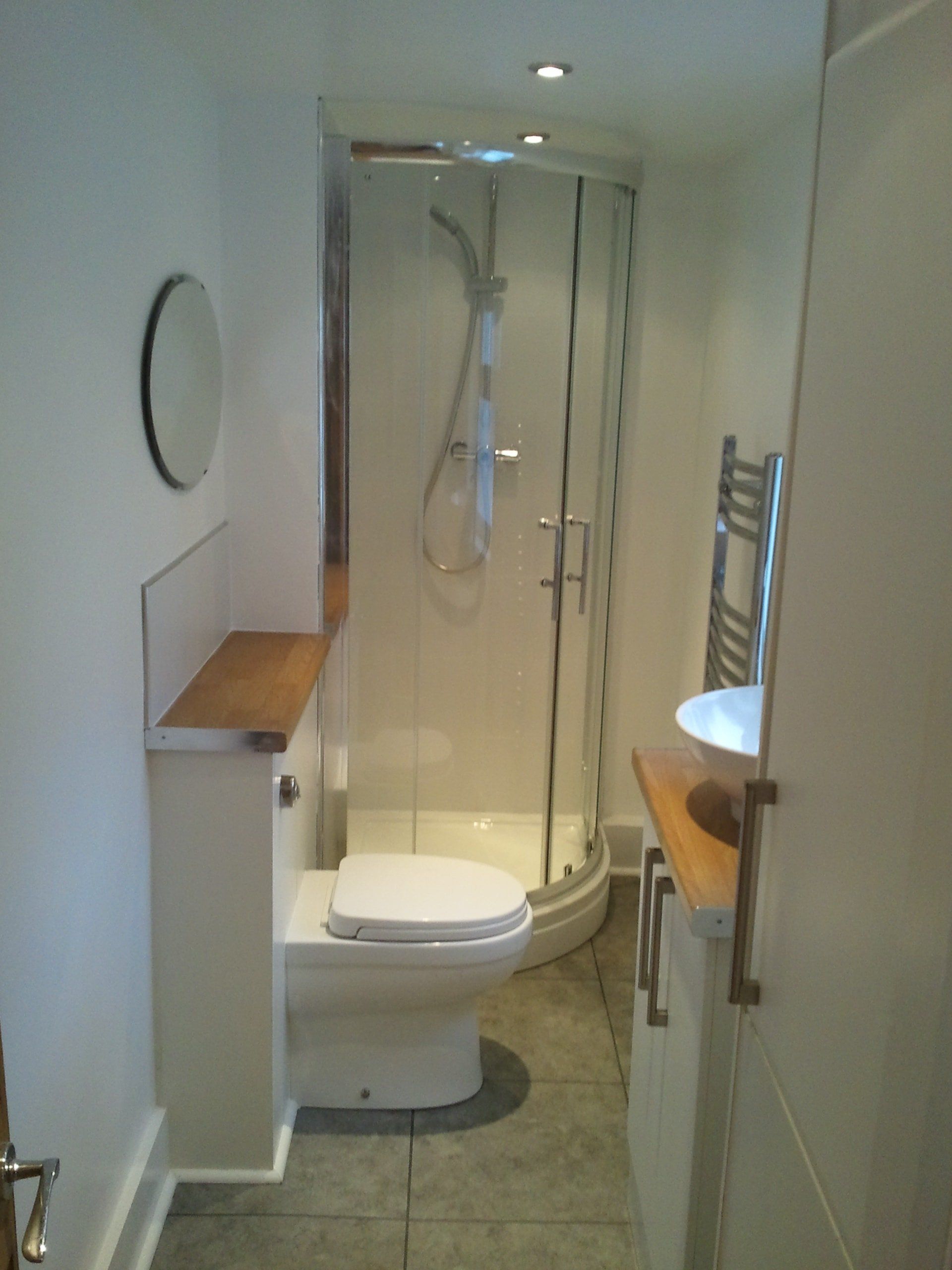 bathroom installers, kitchen fitters designers, builders, building companies, electricians, Plumbers, decorating, plastering, roofing, carpentry, roofers, brickwork walls, Caterham, Warlingham, Croydon, Kenley, Purley, kenley, London, south London, south east London, surrey, sussex, kent,