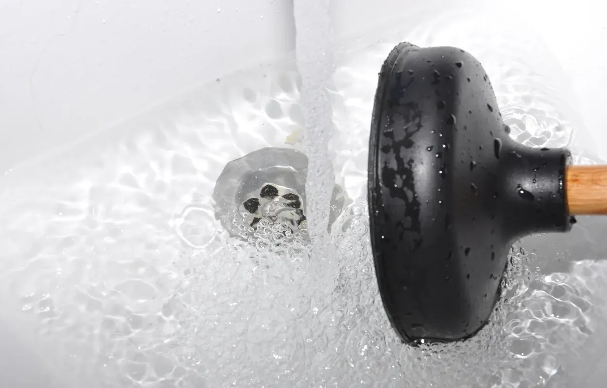 desatascar-fregadero-soluciones