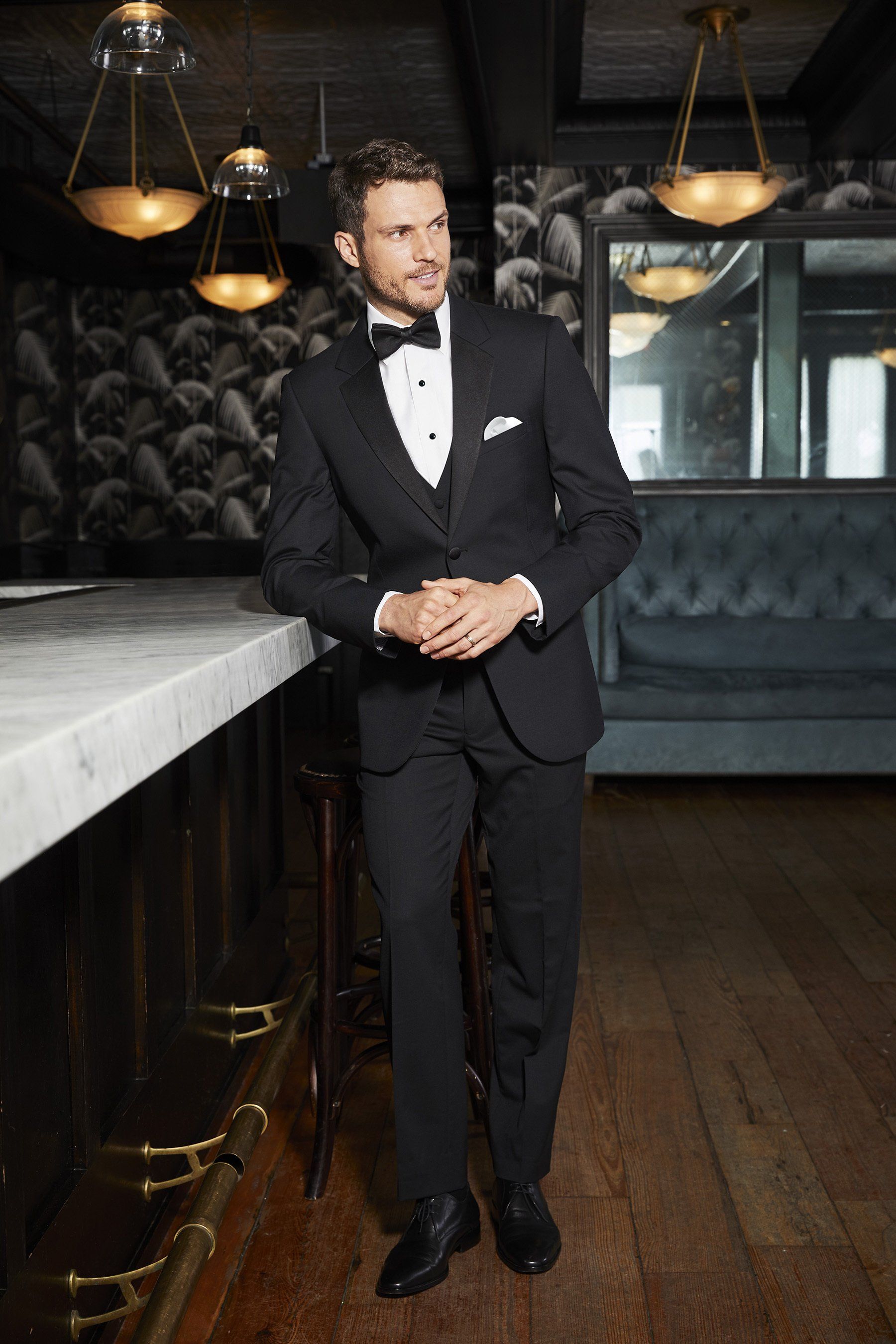 Best Designer Slim Fit Tuxedo Suit for Rent at Value